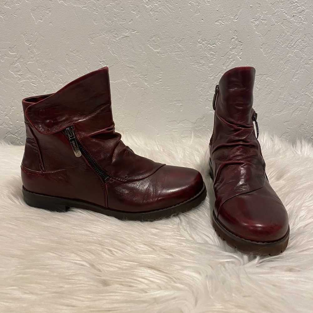 REGARDE LE CIEL Women’s Leather Ankle Boots Zip Up size 7 - 7.5